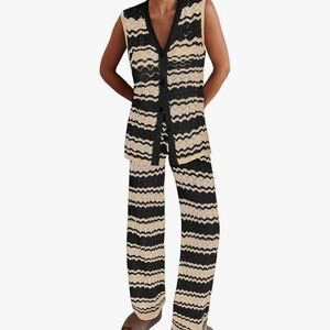 NWOT Black and Tan Crochet Women's large vest,boho,coverup,artsy,beach,VEST ONLY